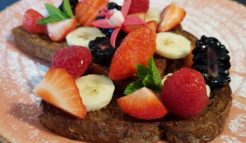 Pain perdu aux fruits frais