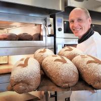 VollerKoren brood bakker VollerKoren brood bakker